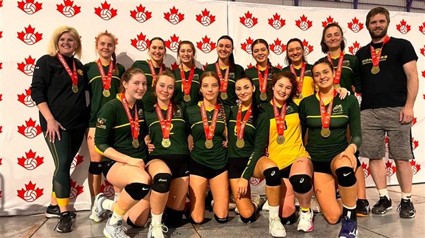 L'équipe féminine U18 des Condors volleyball remporte la médaille d'or