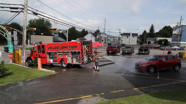 Plus de 10 000$ amassés au lave-o-thon des pompiers de Vallée-Jonction