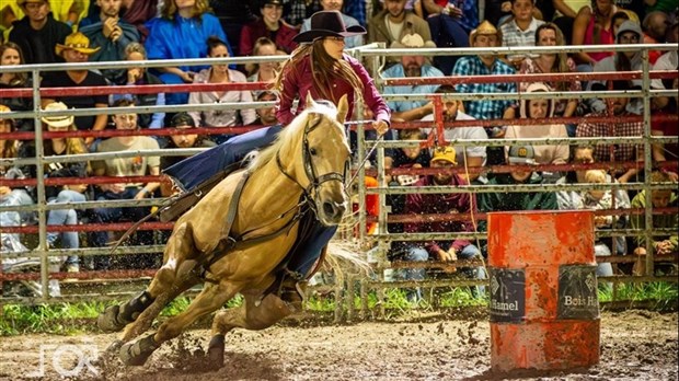 Une première place pour la cavalière Océane Veilleux