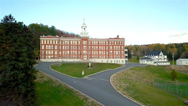 L'École Jésus-Marie de Beauceville vous ouvre ses portes