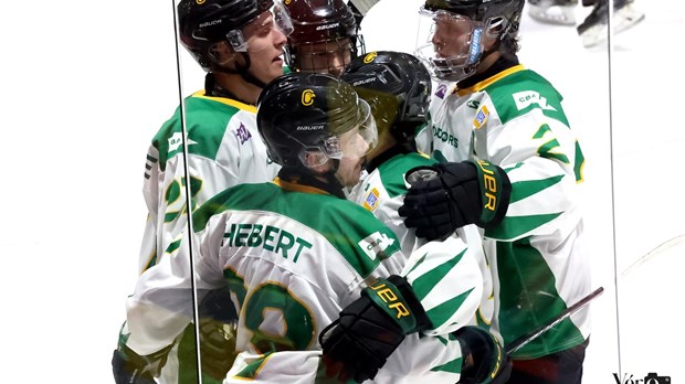 Hockey: les Condors de retour à la tête du classement