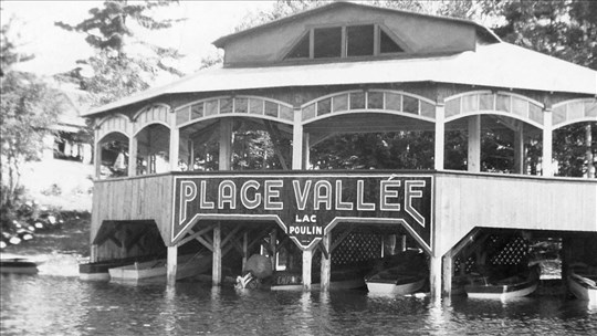 Souvenirs de la Plage Vallée au Lac Poulin