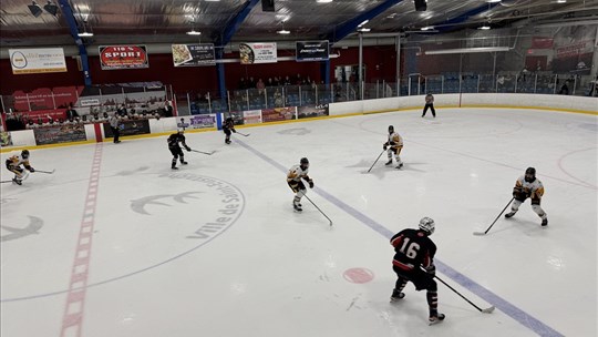 Les Chevaliers de Lévis débute le mois en force