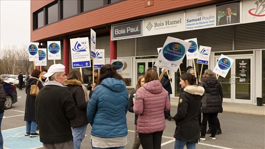 Les enseignants de la Beauce réclament le maintien des services de francisation