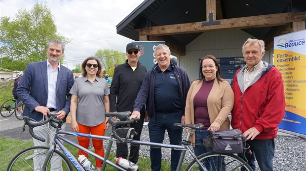 Coup d’envoi de la saison de vélo 2024 sur le tronçon Sainte-Hénédine-Saint-Anselme 