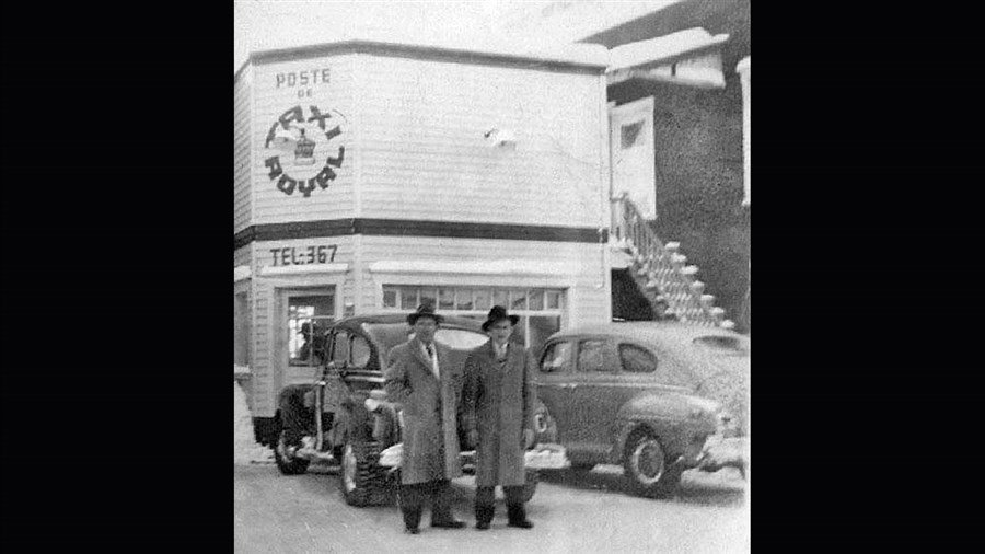 Le Taxi Royal devenu Taxi 90 sur la 2e avenue dans les années '40