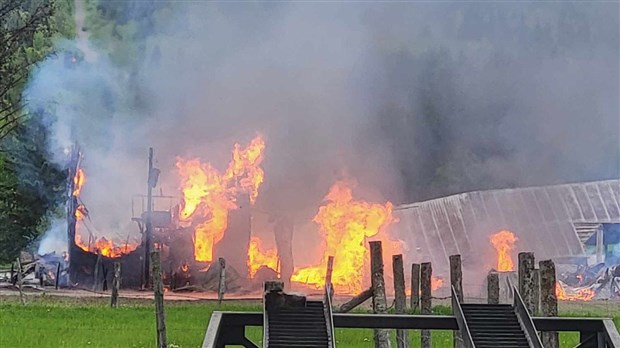 Une personne gravement brûlée à Saint-Gédéon