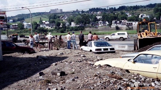 Beauceville sous la boue... en 1988!
