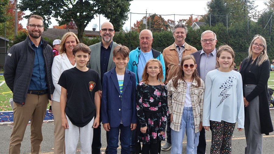 Une nouvelle cour à l’école Arc-en-Ciel de Saint-Odilon-de-Cranbourne