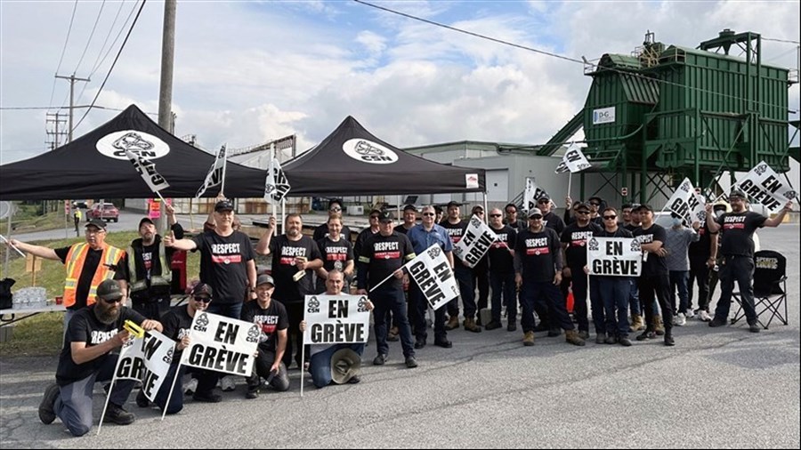 Vote reportée dans les deux scieries en grève