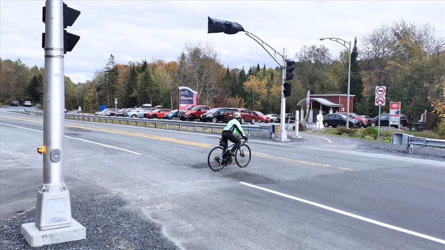 Piste cyclable, quand tu nous tiens...