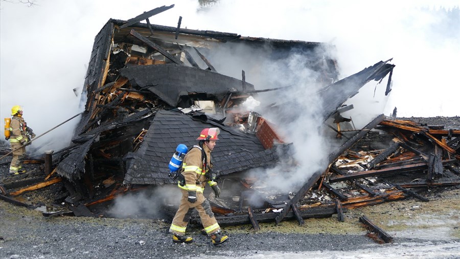 Une résidence détruite par les flammes à Saint-Benjamin