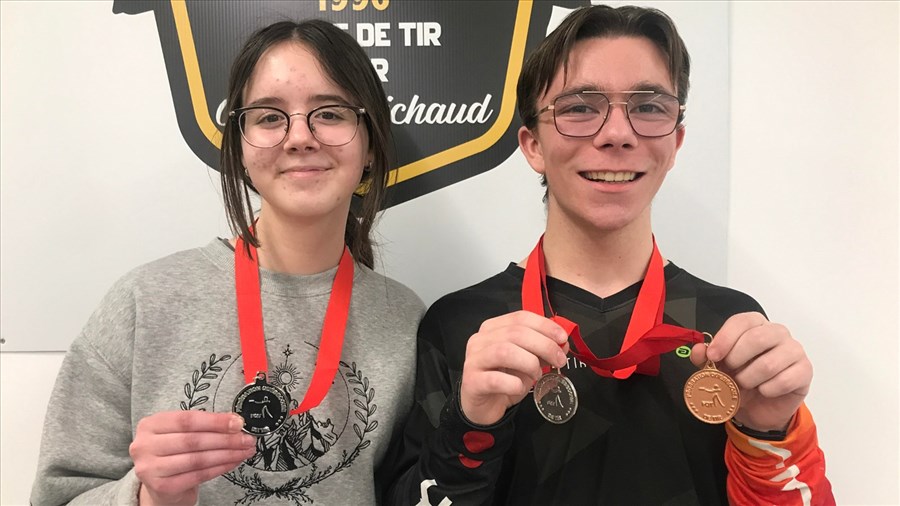 Deux jeunes tireurs de la Beauce brillent à la compétition provinciale de tir olympique