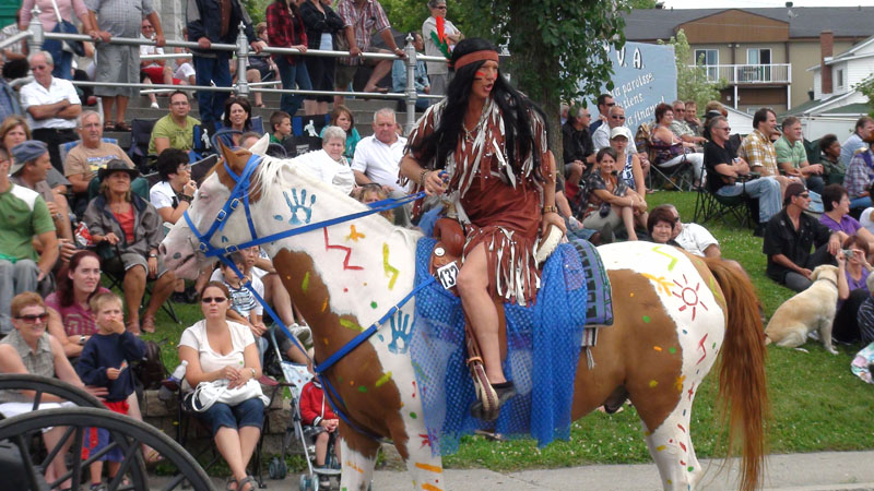 Les Festivités Western De Saint Victor Brise Un Record Et Attire 50 000 Spectateurs 